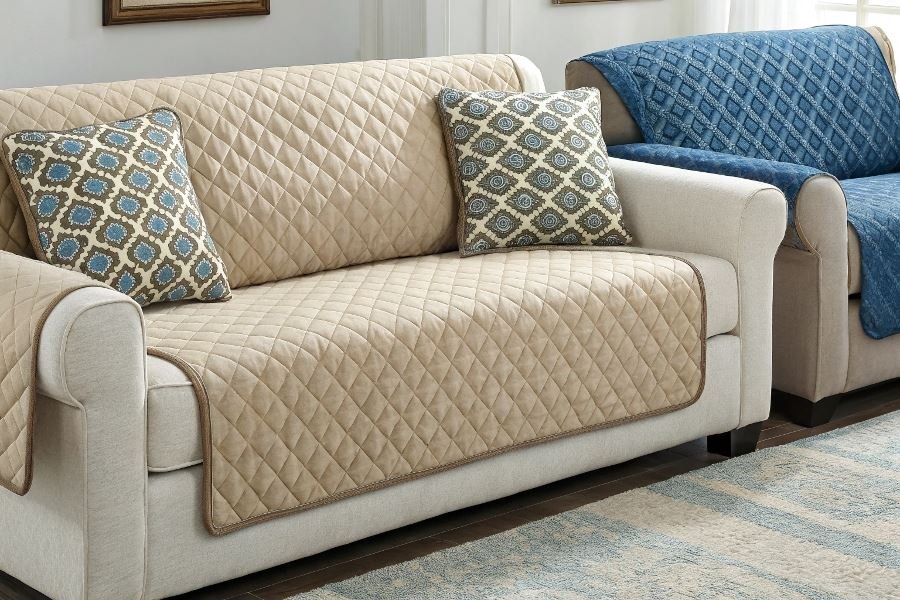 1293-sofa-protection-and-transformation-tips Топ-3 универсальных чехлов для защиты мягкой мебели