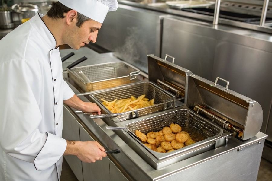 438-choosing-restaurant-fryer-success-guide Как выбрать идеальную фритюрницу для вашего ресторана