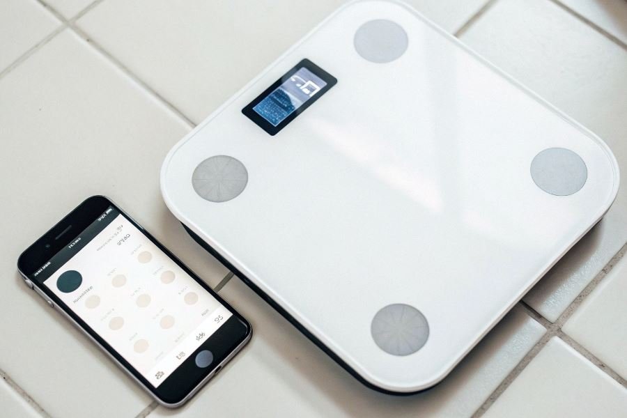 798-smart-scales-beyond-numbers Топ-3 напольных весов с расширенной аналитикой для здоровья