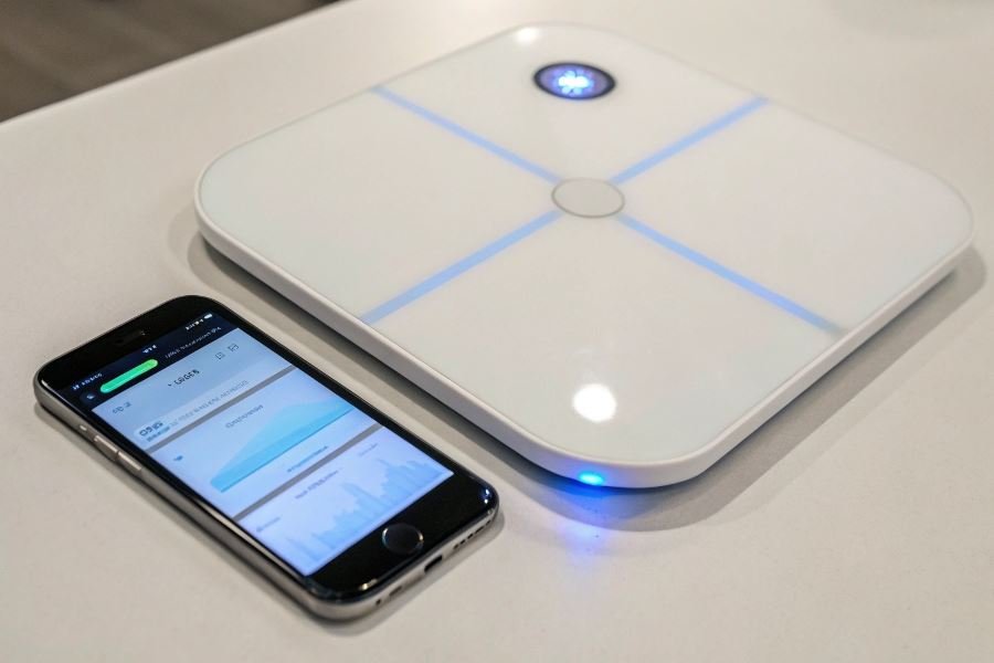 800-smart-scales-wifi-weight-control Wi-Fi весы: стоит ли переплачивать за умные функции