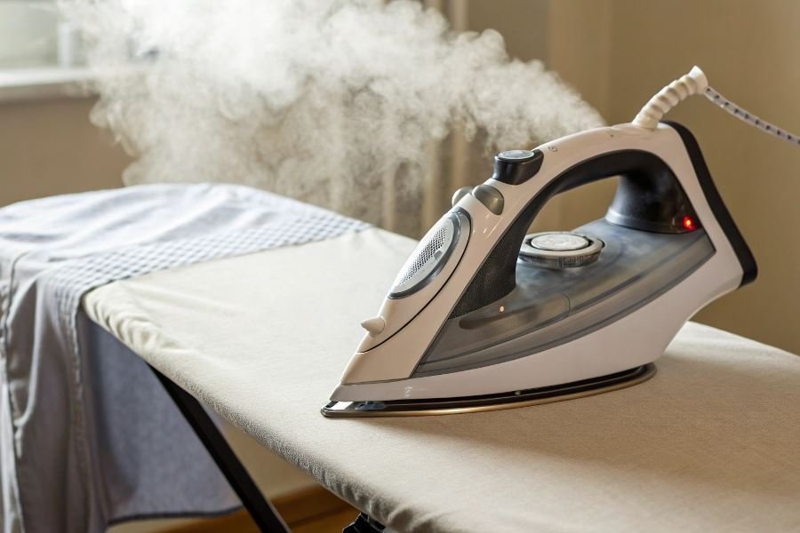 265-auto-shutoff-irons-safety-revolution Avtomatik o’chirish dazmollari: xavfsiz va qulay tanlov