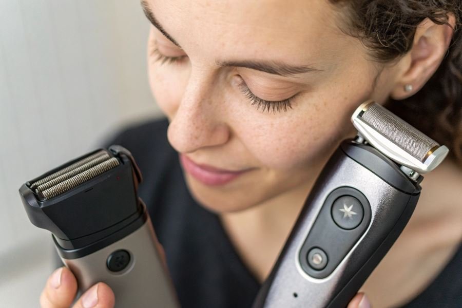 768-wireless-vs-corded-shavers Simli va simsiz ayollar qirqish mashinalari: afzallik taqqoslash