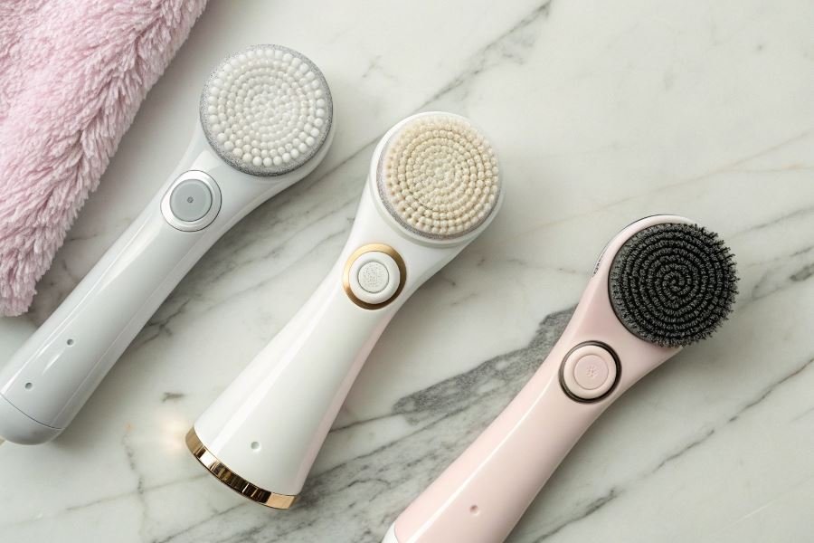 820-electric-brushes-transform-skincare Top 3 chuqur tozalash elektr cho’tkalari taqqoslash tahlili